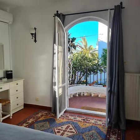 Capistrano Village, Casa Halo *